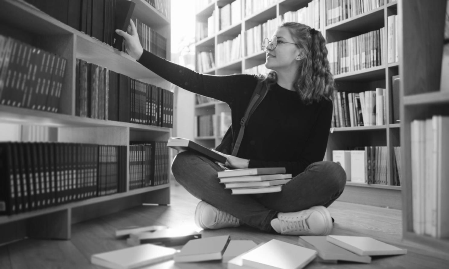 Students participating in investment education program