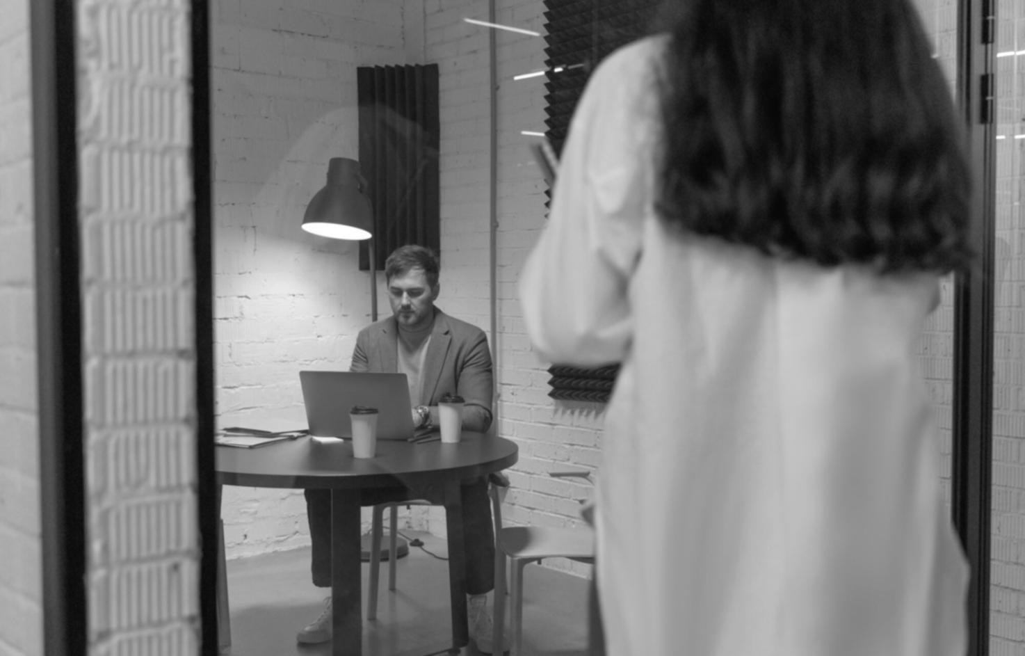 Interactive group discussion about portfolio diversification strategies